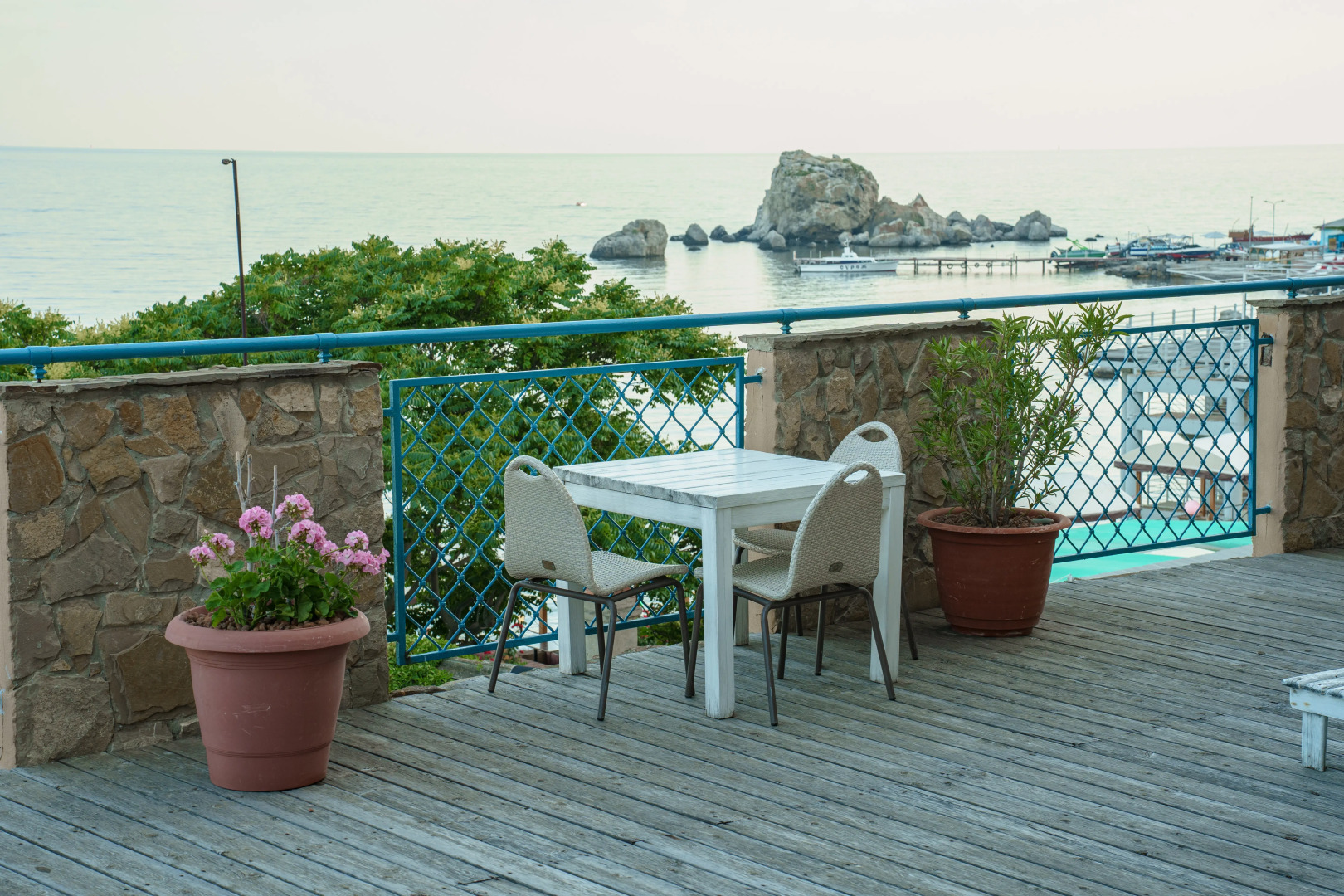 Отель Астарта