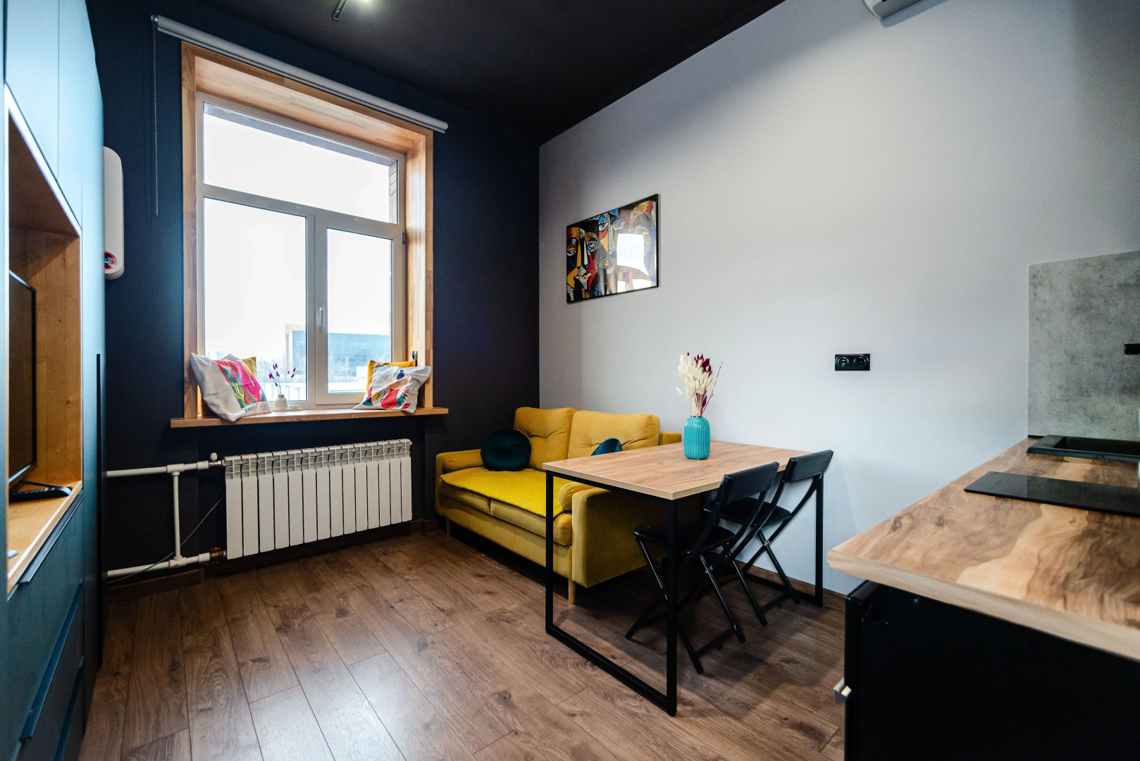 Апартаменты Стильная Лофт Студия рядом с Ботаническим Садом