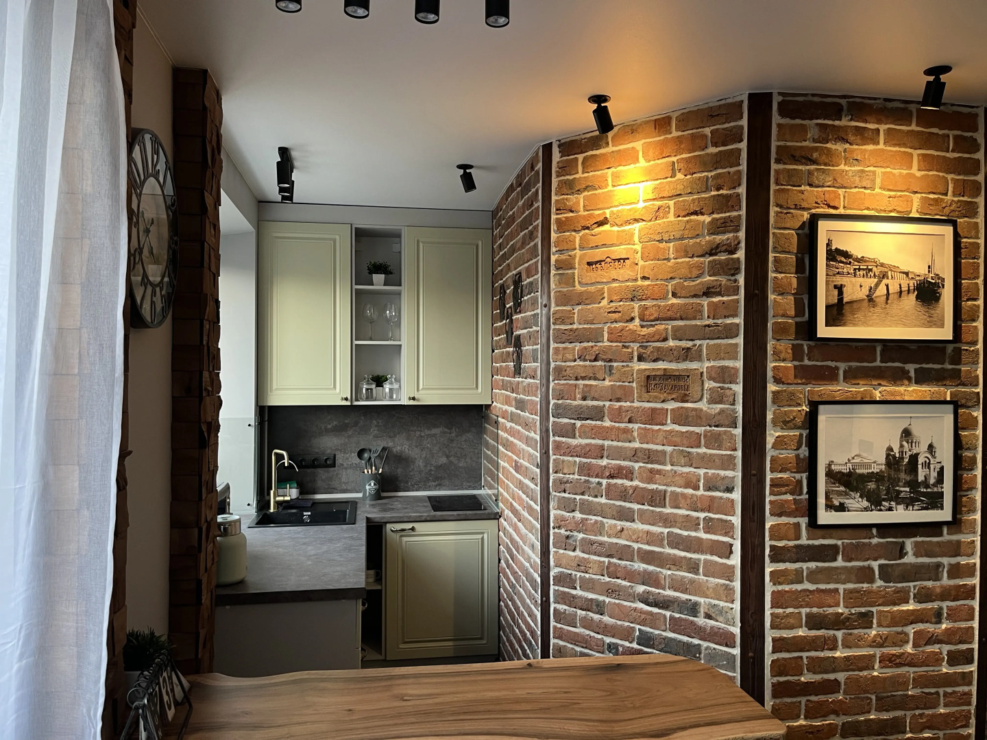 Апартаменты Авторские 3 с сезонным бассейном