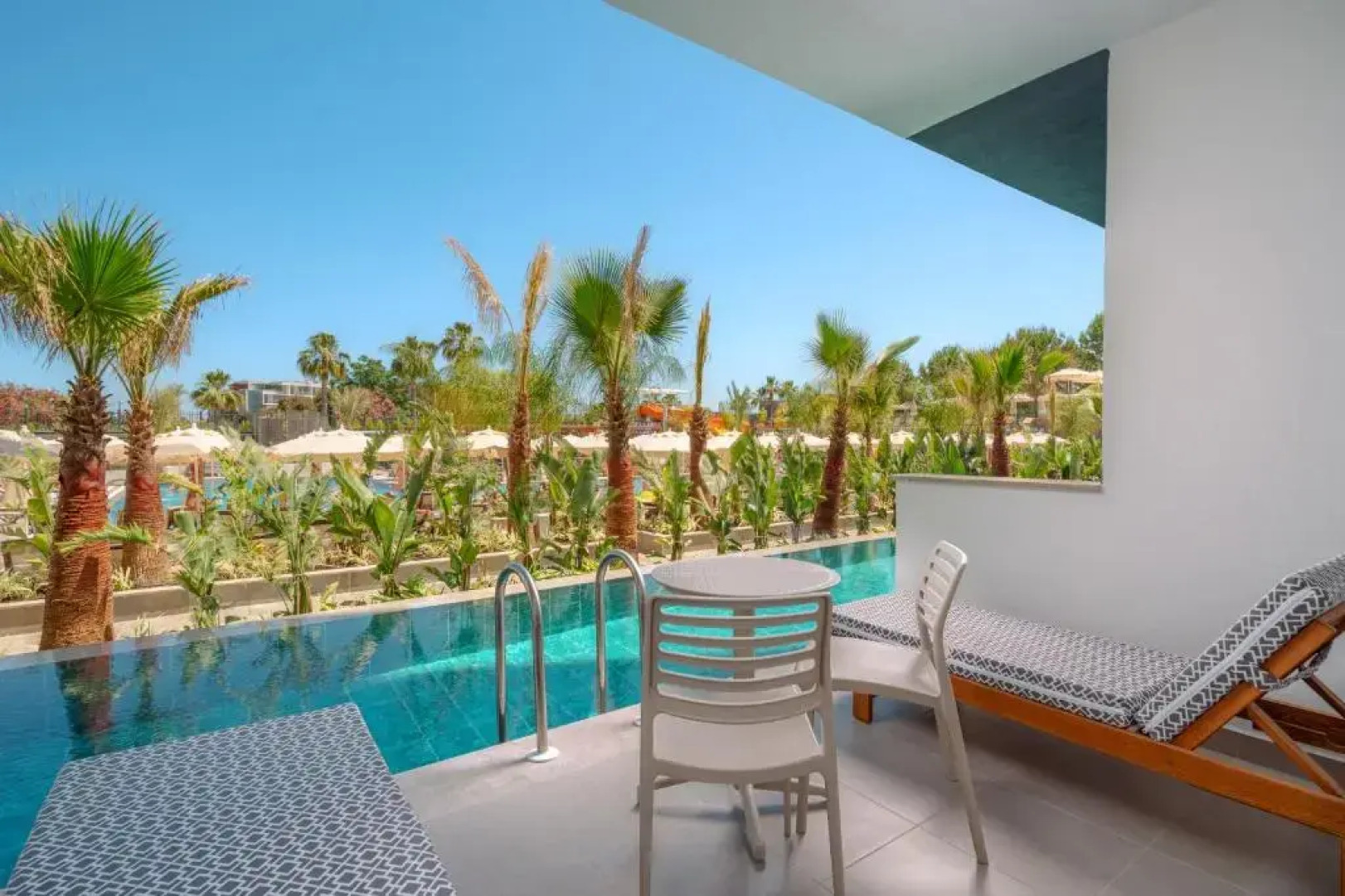 Отель Vox Maris Resort