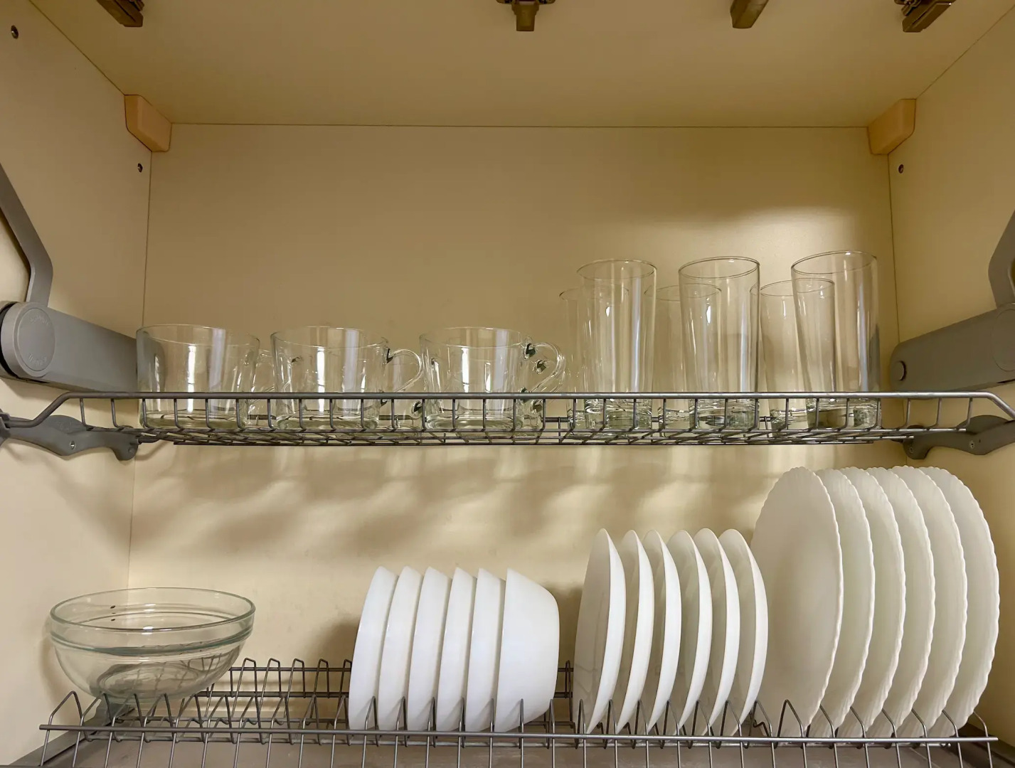 Апартаменты Акварели двухкомнатные рядом с ТЦ Июнь