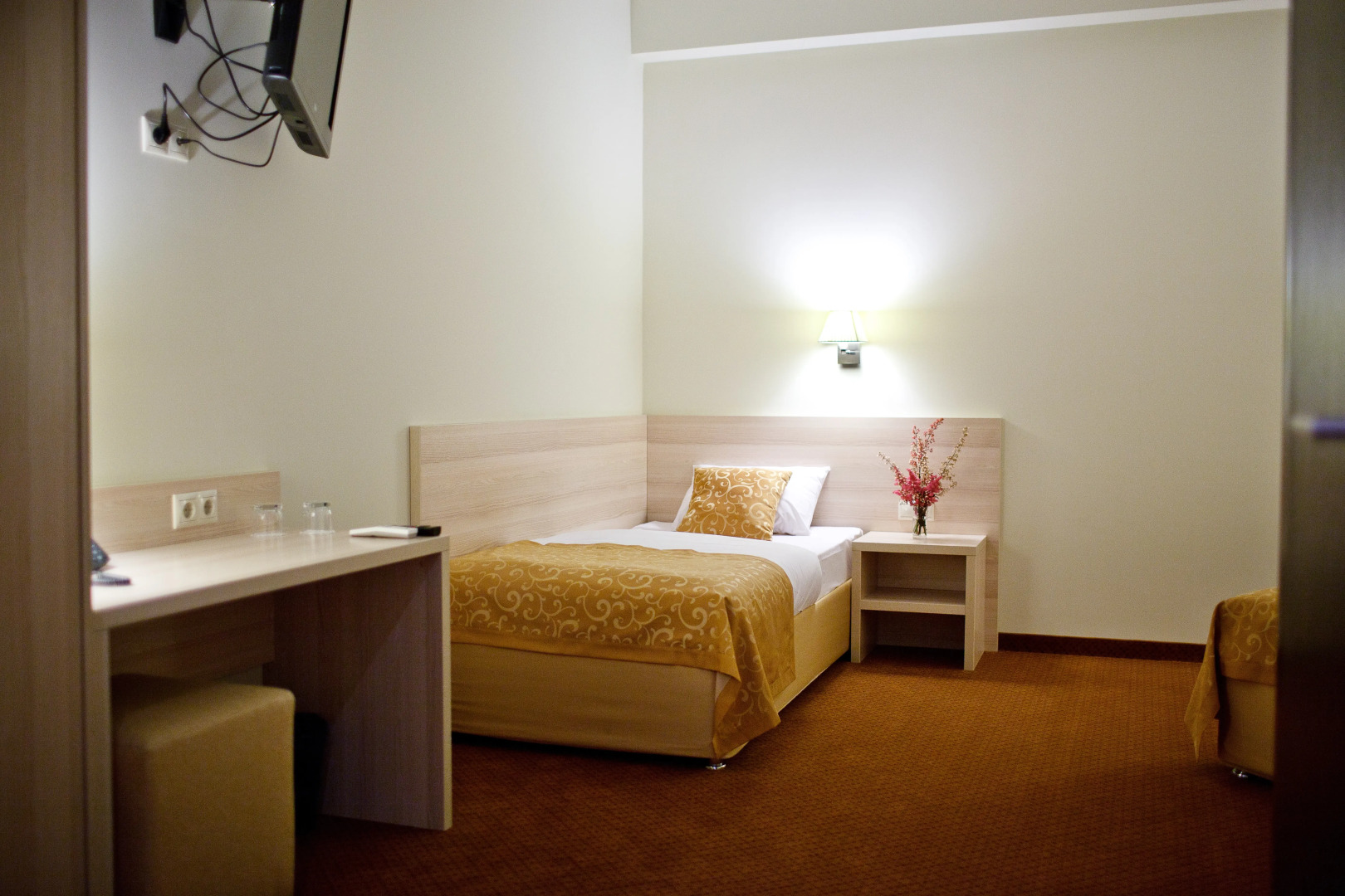 Отель Skypoint Gamma Delta Alfa