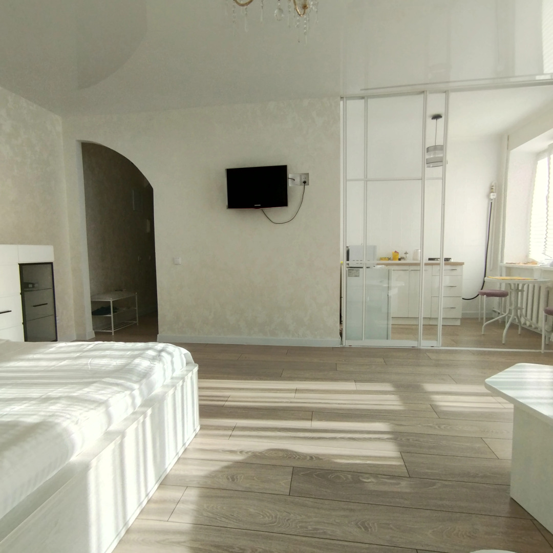 Квартира У главной площади Победы