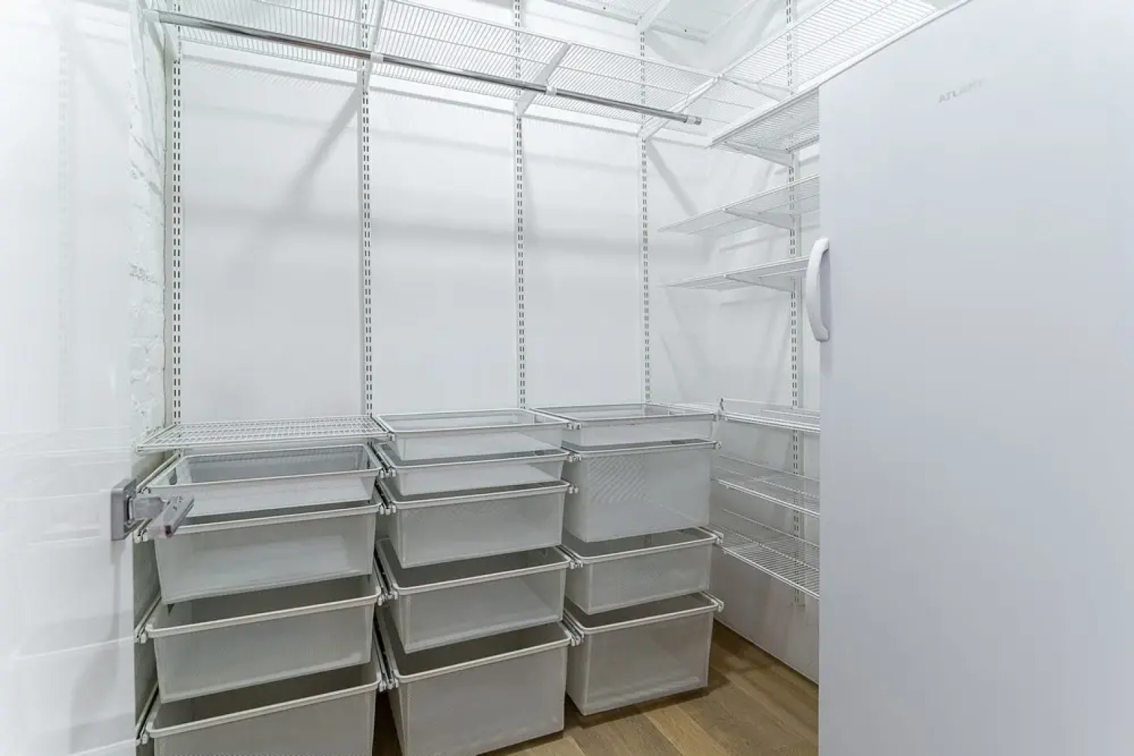 Апартаменты на первой линии главной набережной