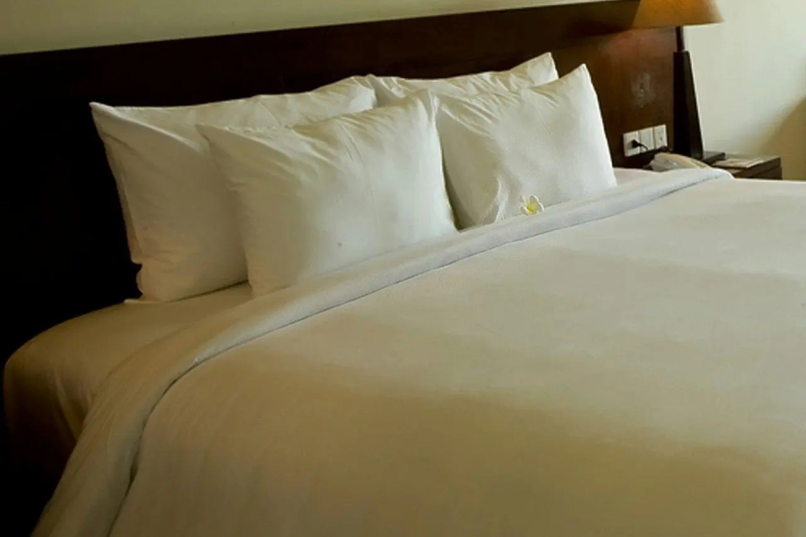 Отель Olalani Resort and Condotel