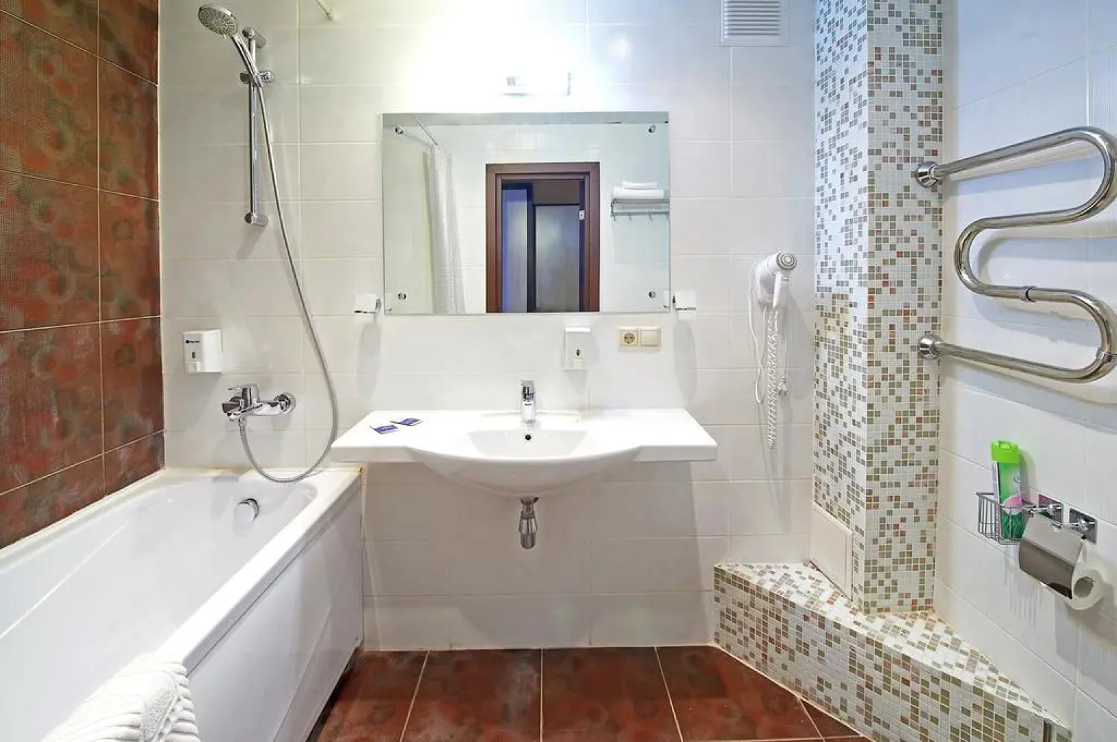 Отель Аврора