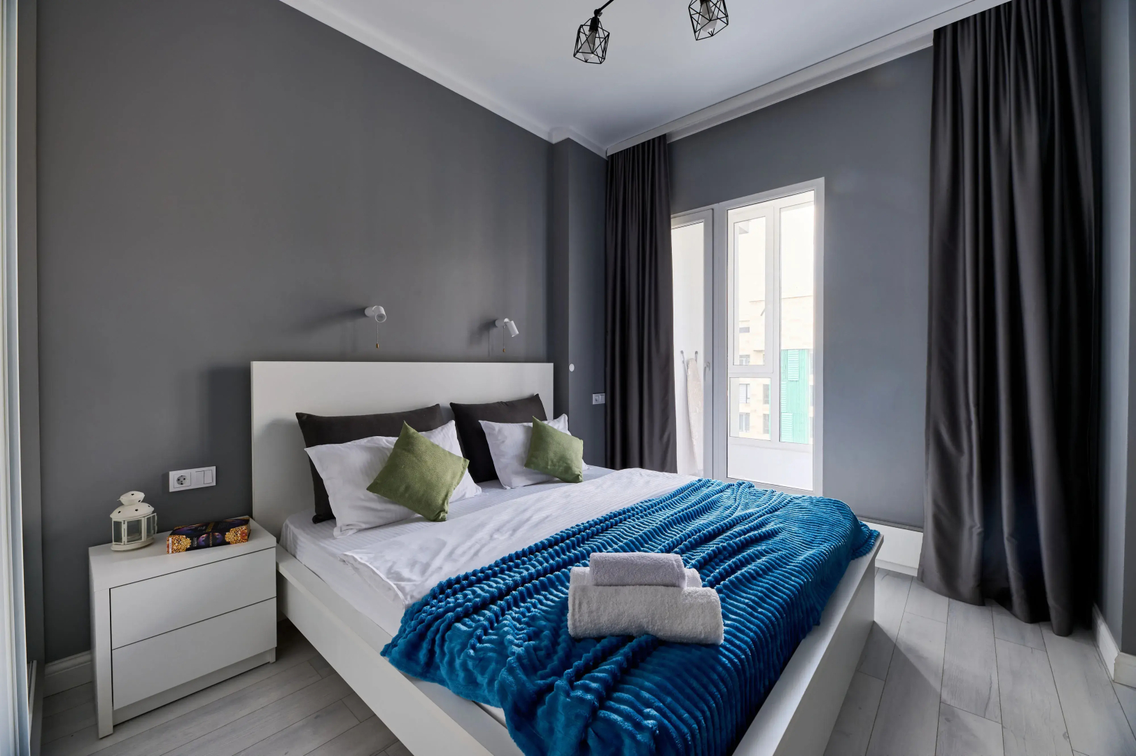 Квартира в центре города с видом на горы