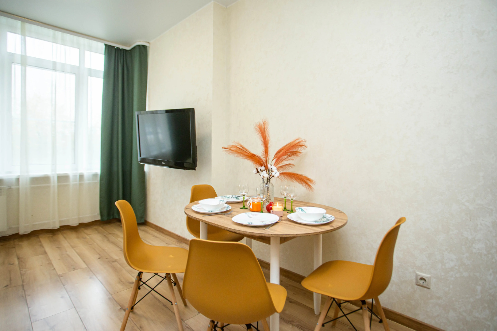 Апартаменты Unique Apart Веста на Мичурина рядом с Казначейством, Азотом и Пивоварней Баржа на Мичурина 58/3