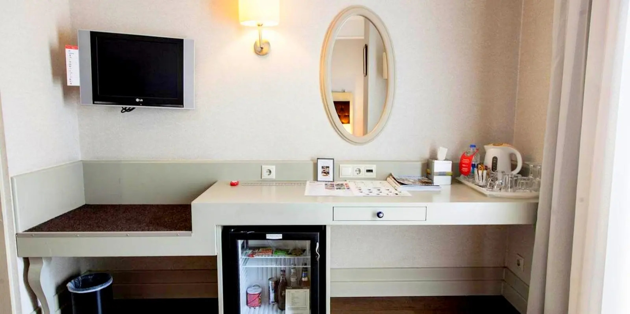 Отель Faros Old City