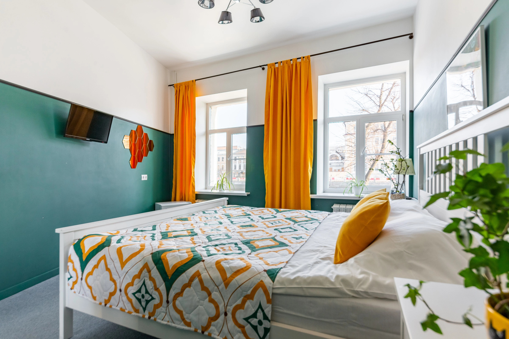 Гостевой дом Chevron Inn