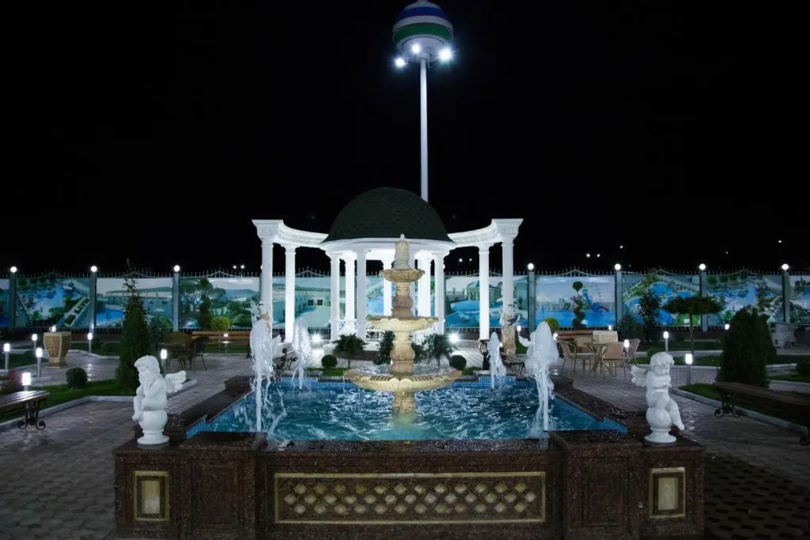 Отель Alexander