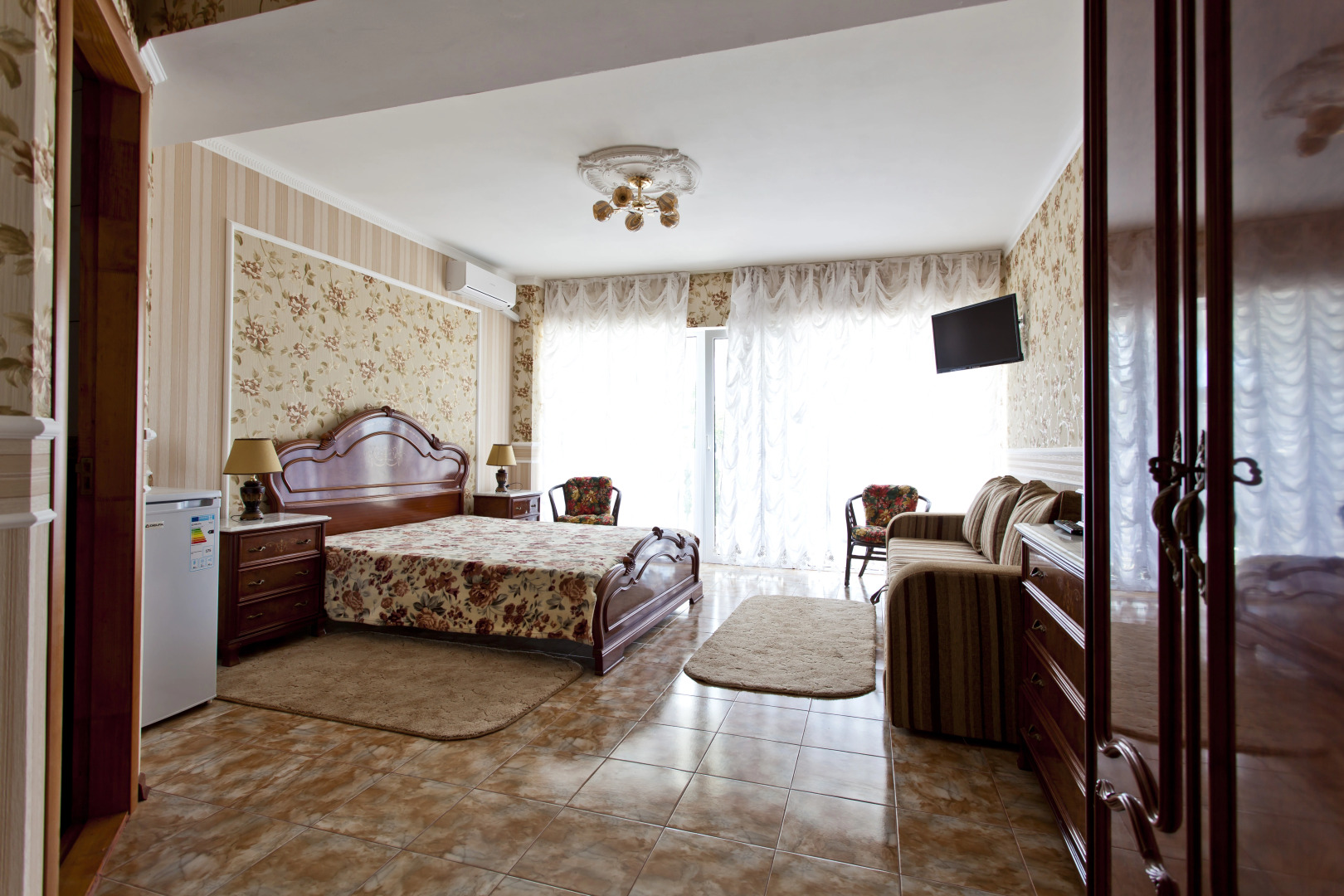 Longvina Guest House