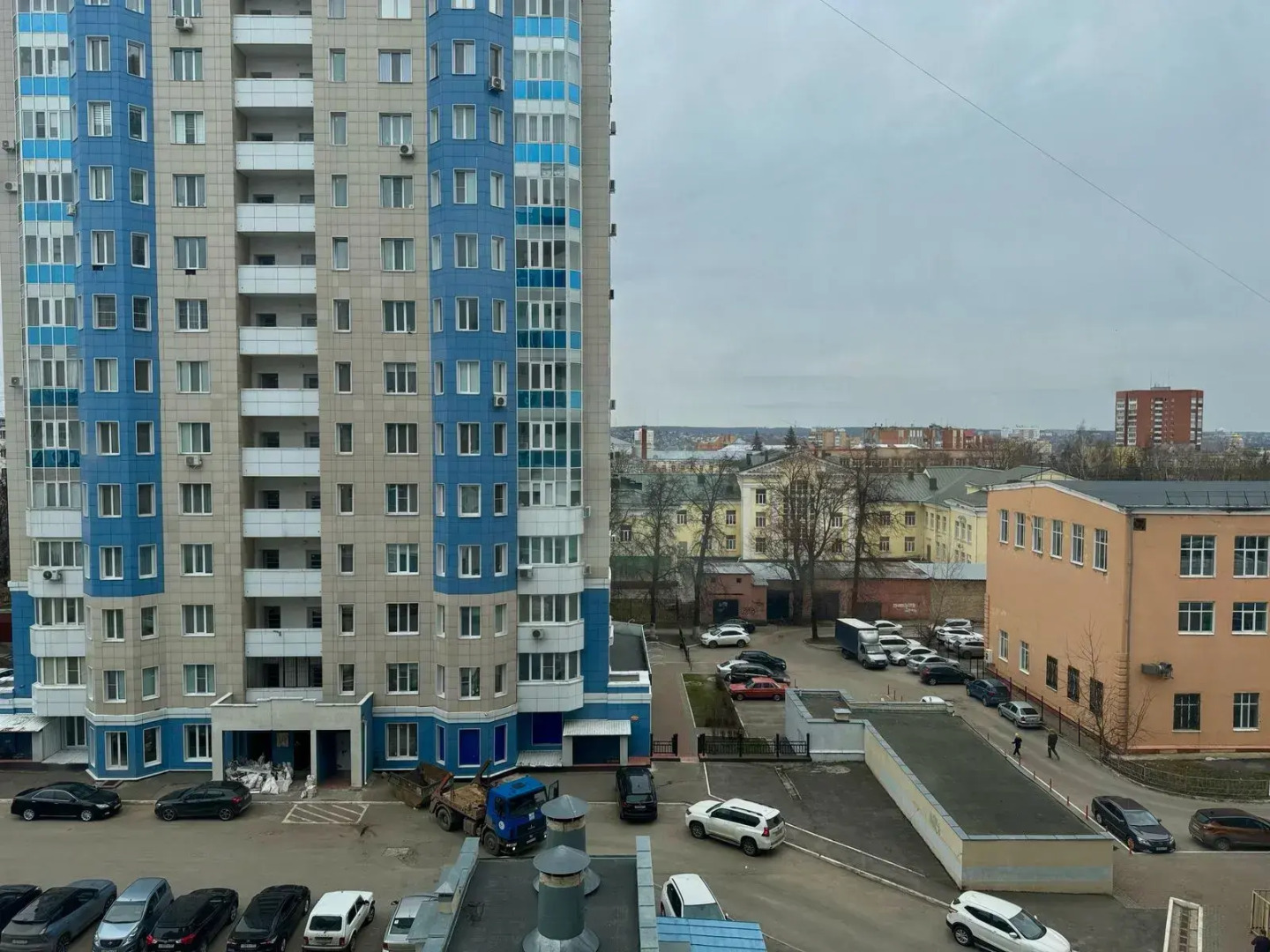 Апартаменты Аврора Октябрьская 24