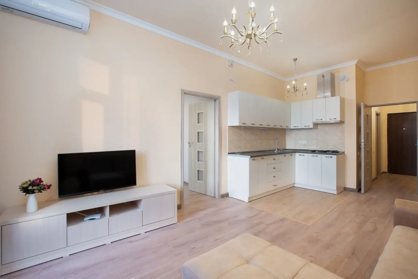 Апартаменты on Argishti Str. 11-99