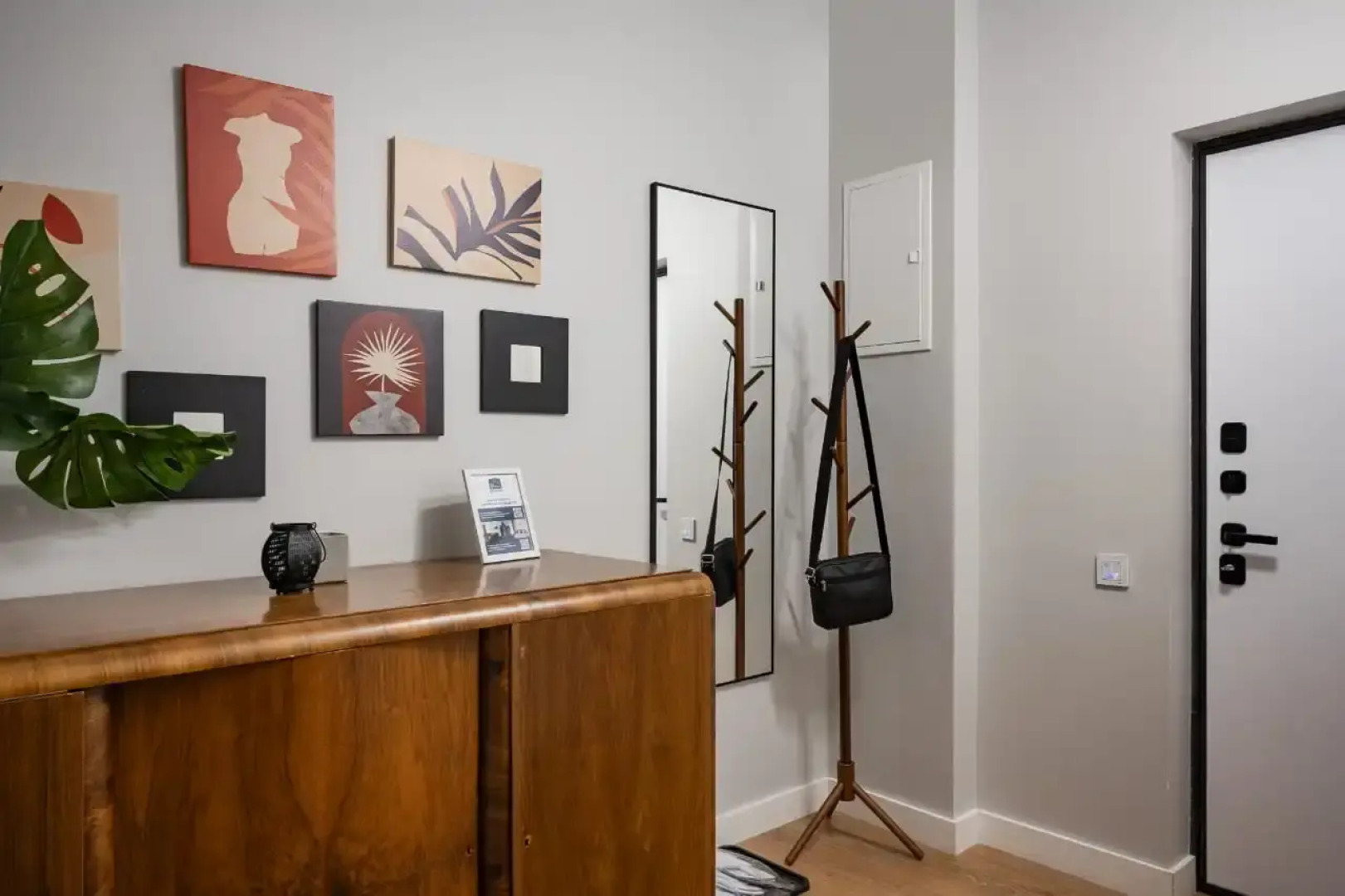 Апартаменты у Новоданиловской Набережной