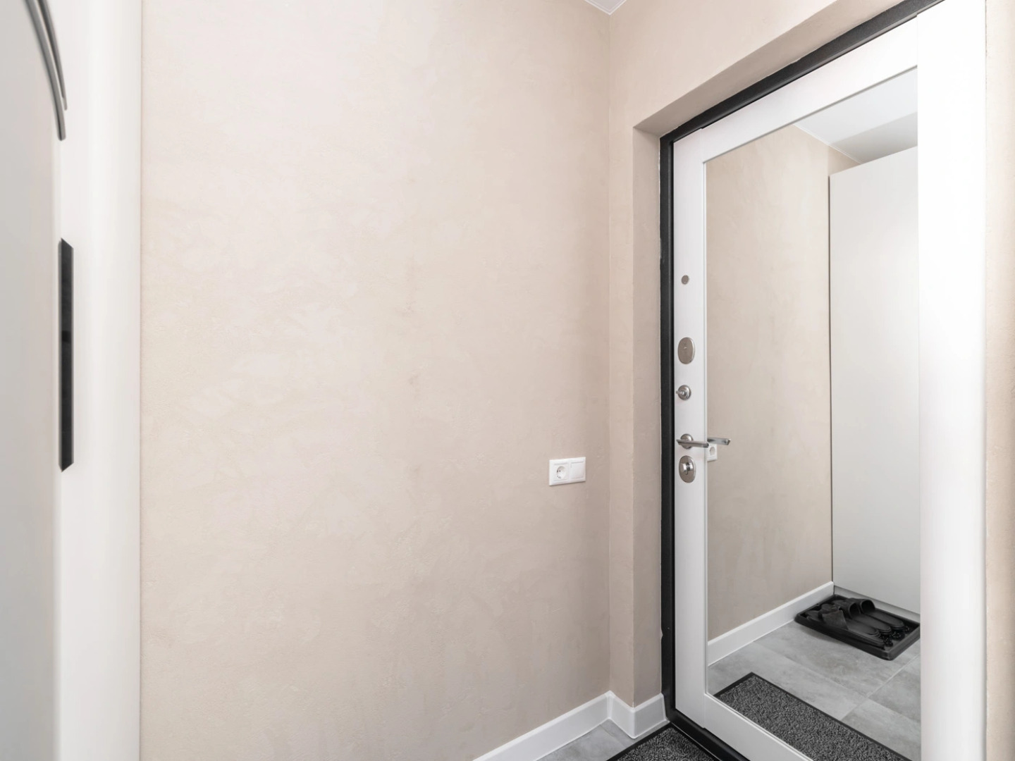 Апартаменты Home Like на бульваре Эйнштейна 4