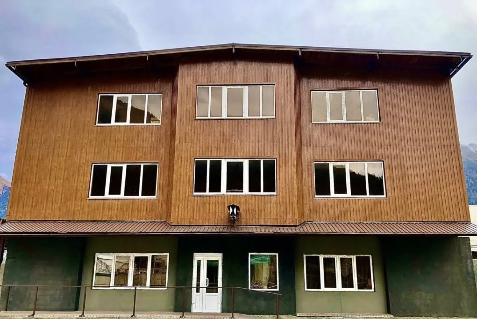 Гостевой дом Ёлка и Камин