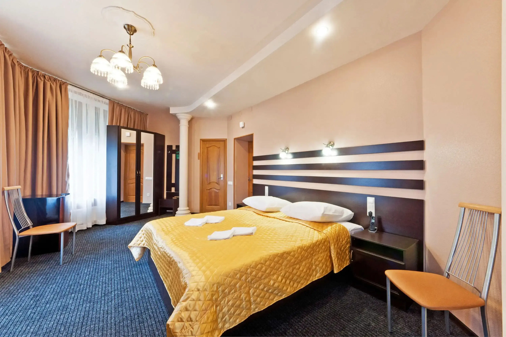 Отель Виктория