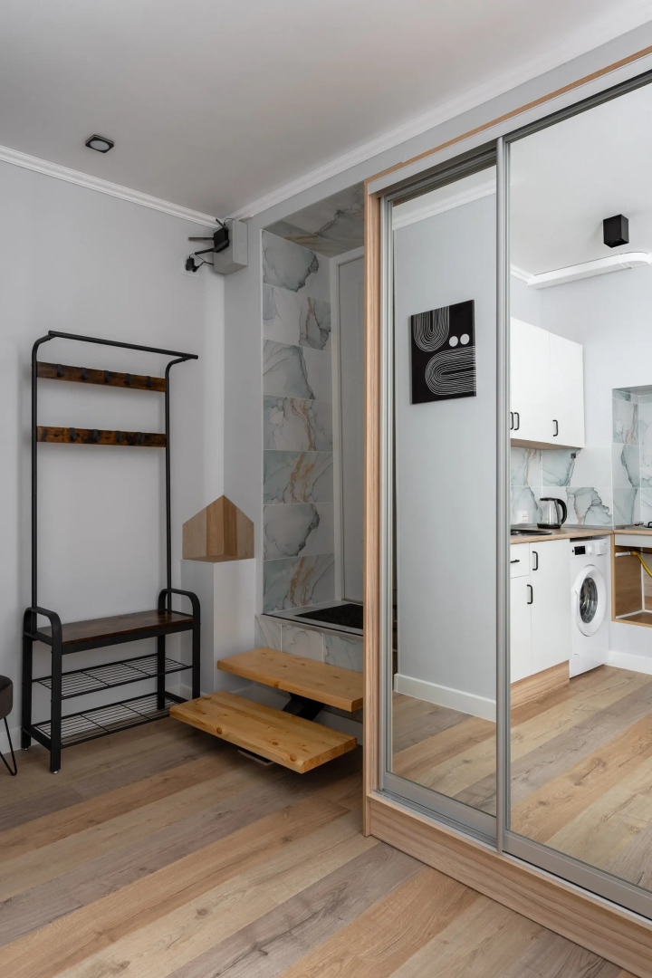 Апартаменты Let Your Flat Season