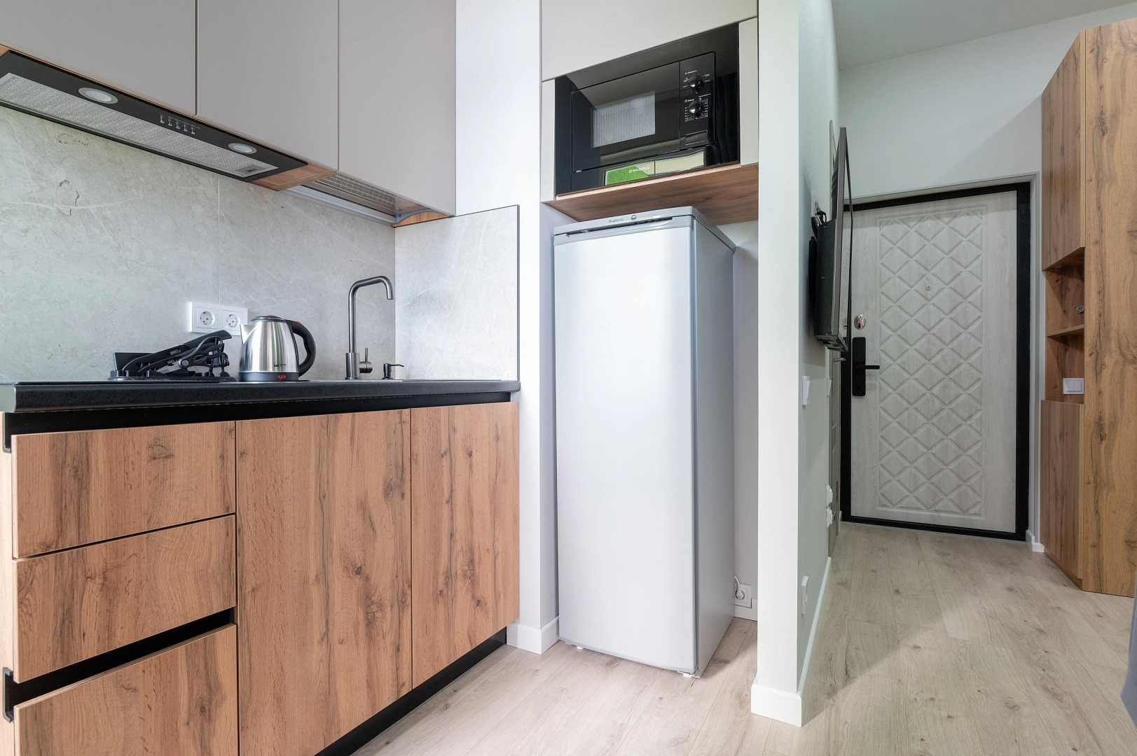 Апартаменты Red Apartments Арт Лайт Тетос