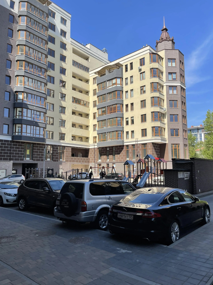 Квартира на улице космонавта Леонова 47