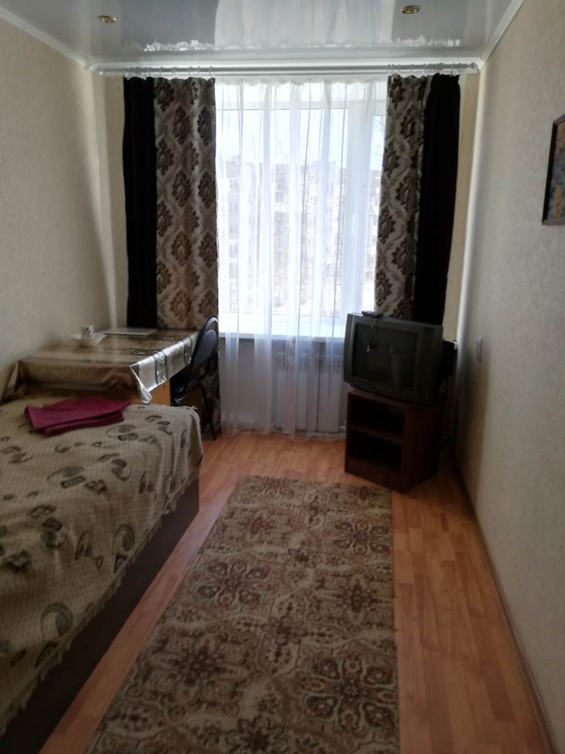 Отель Октябрь