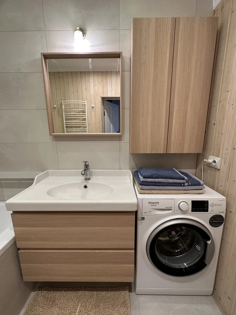 Апартаменты с двумя спальнями в частном доме