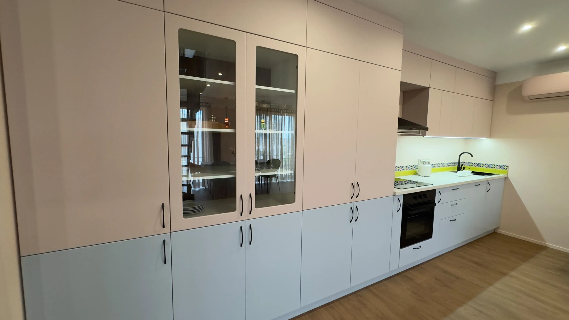 Апартаменты Просторная Двухэтажная