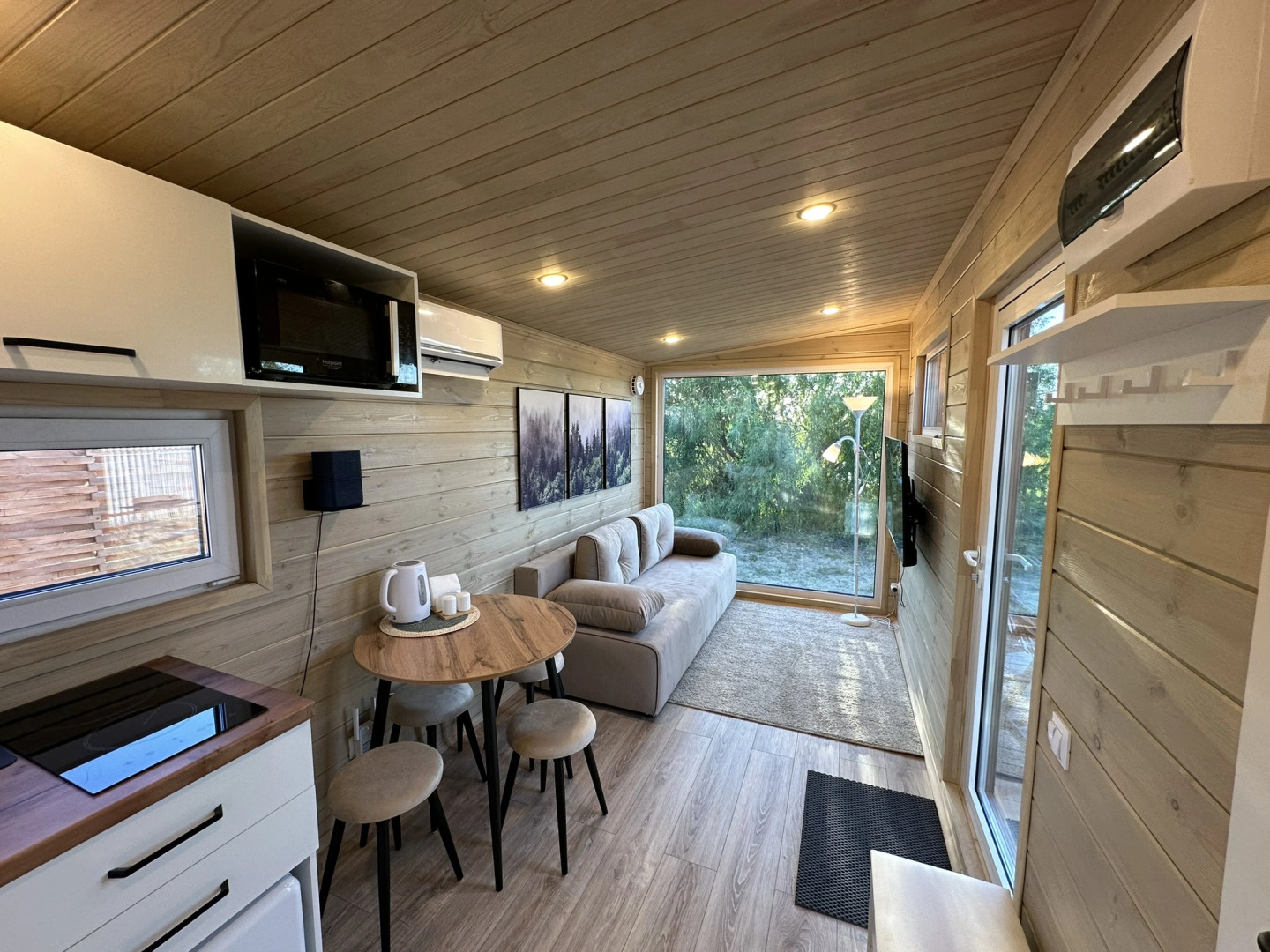 Частный дом Над Рекой