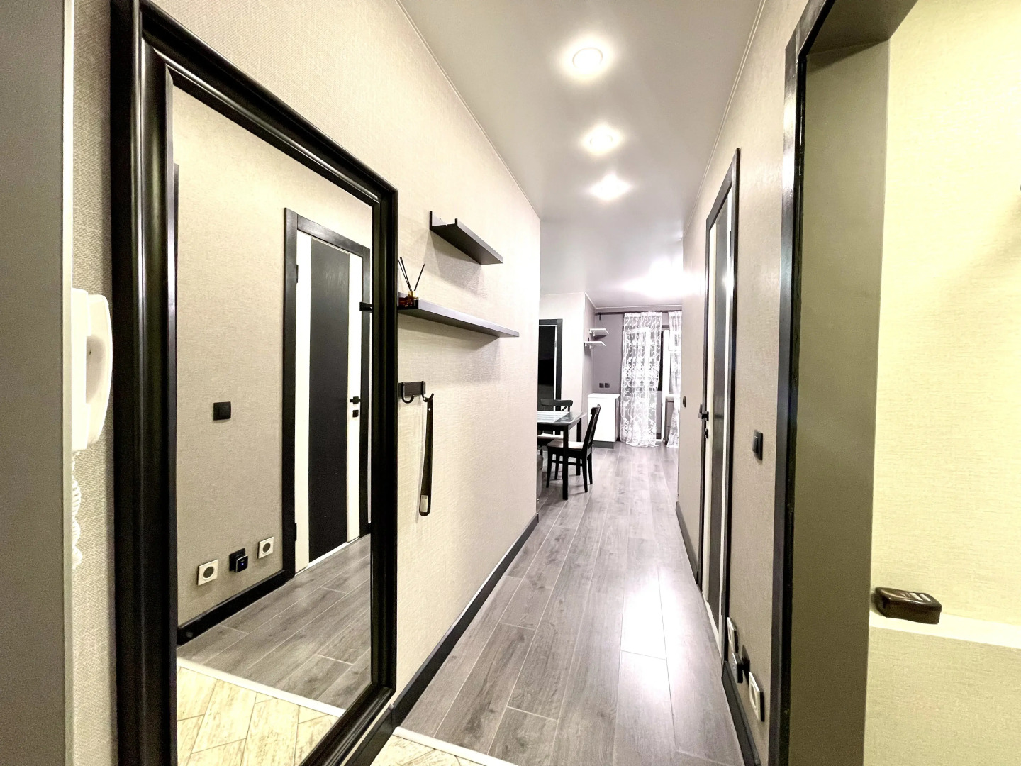 Апартаменты напротив ТЦ Park House