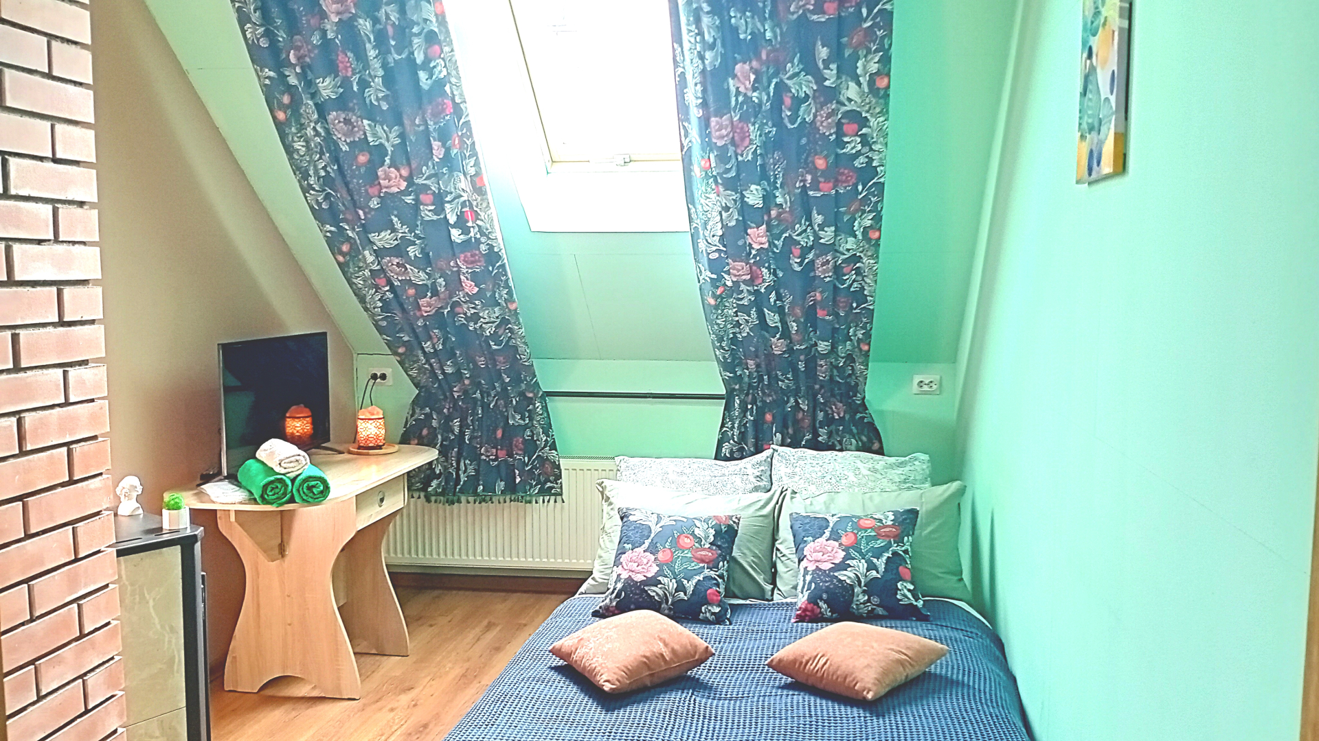 Квартира 2-к  на Берегу Озера с Лебедями