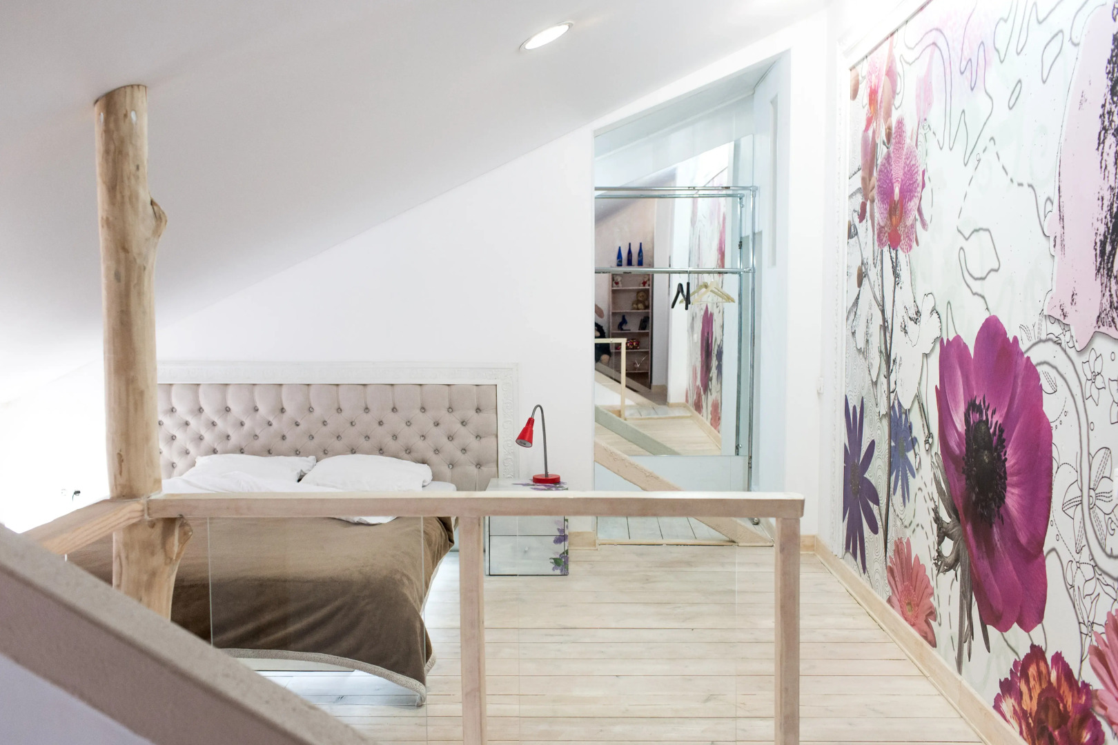 Апартаменты Ирис Лофт