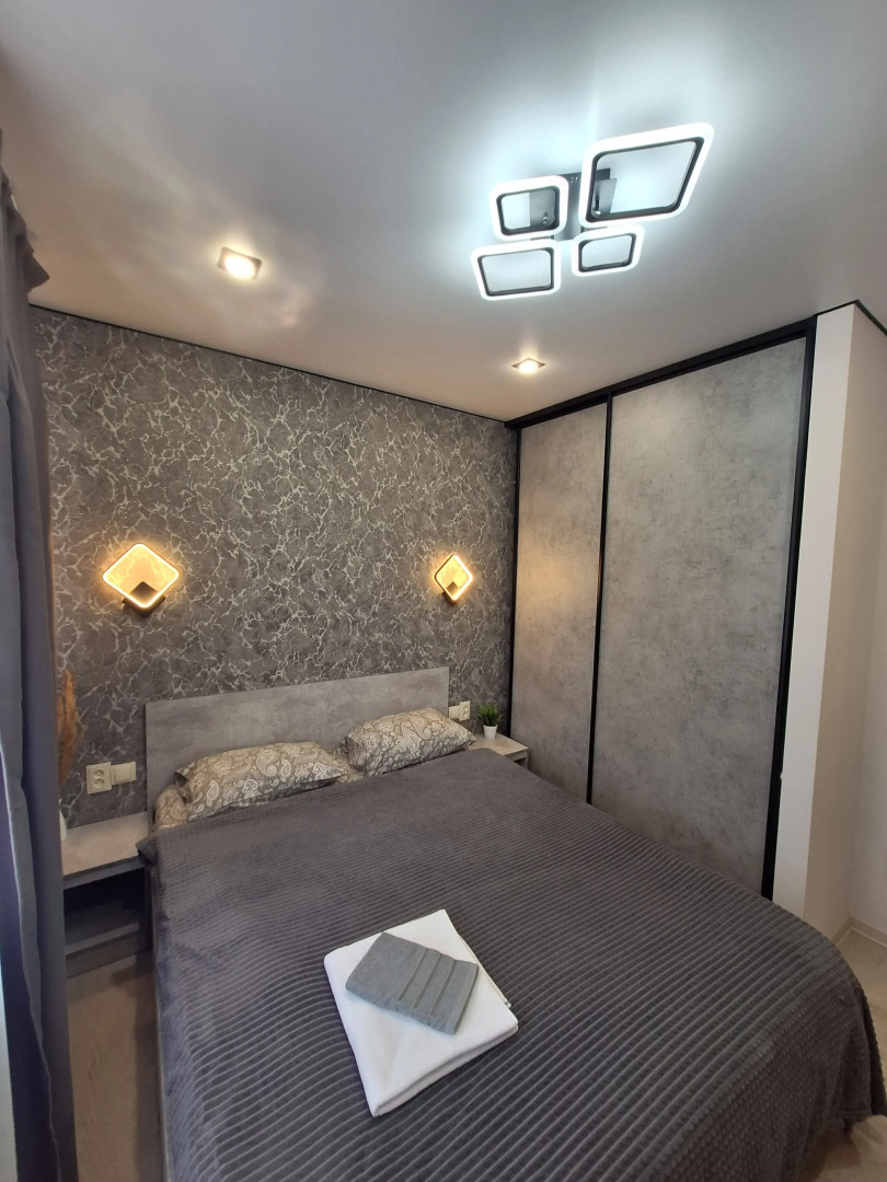 Квартира шикарная двухкомнатная в жд округе