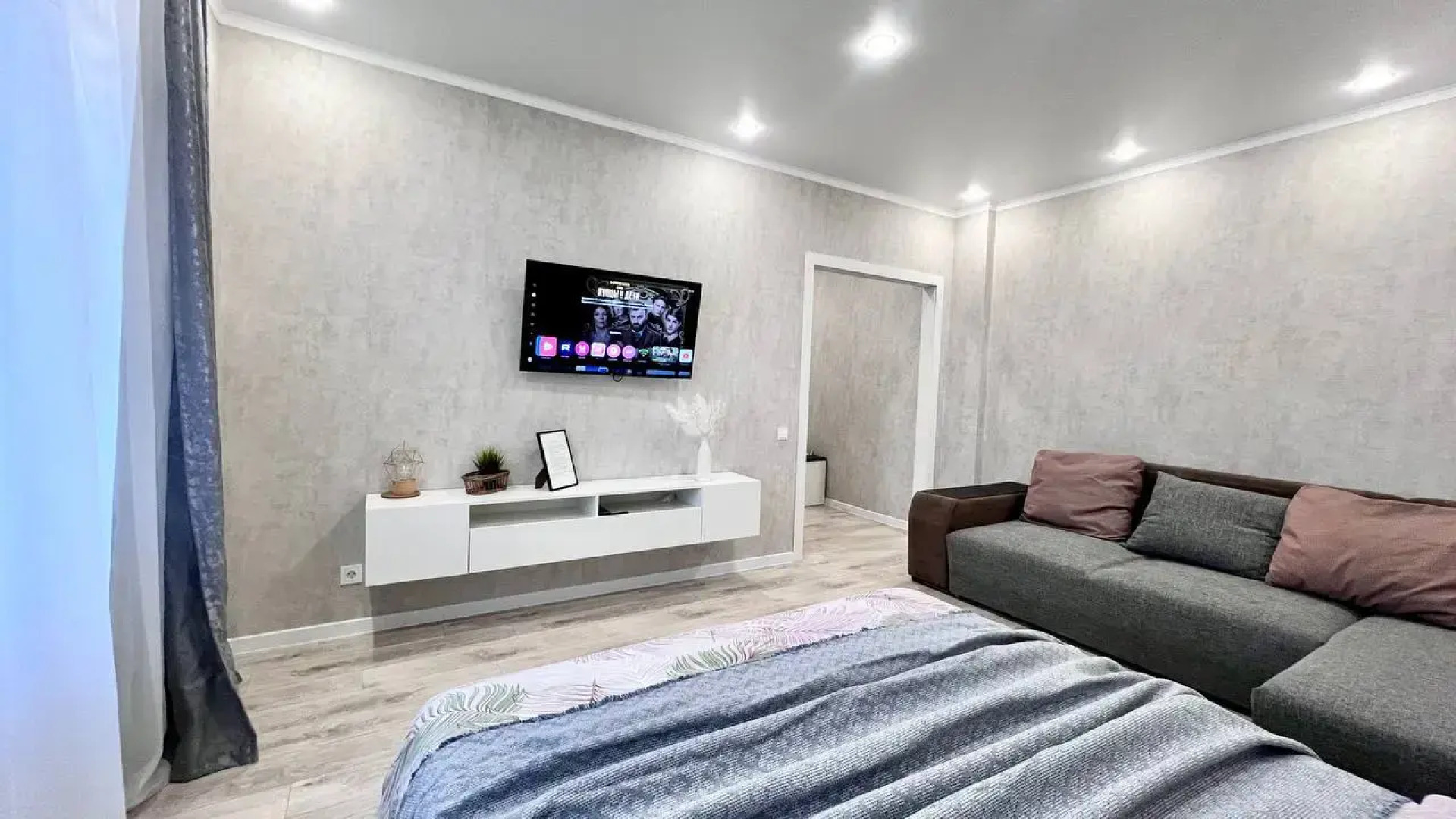 Апартаменты Люкс на Индустриальной 22