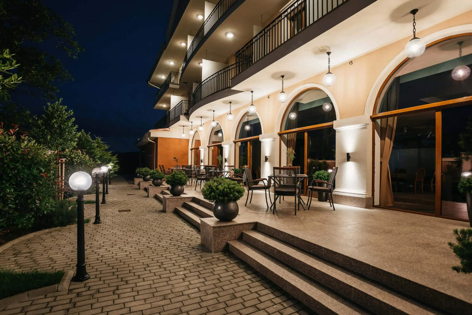 Отель  Briliant