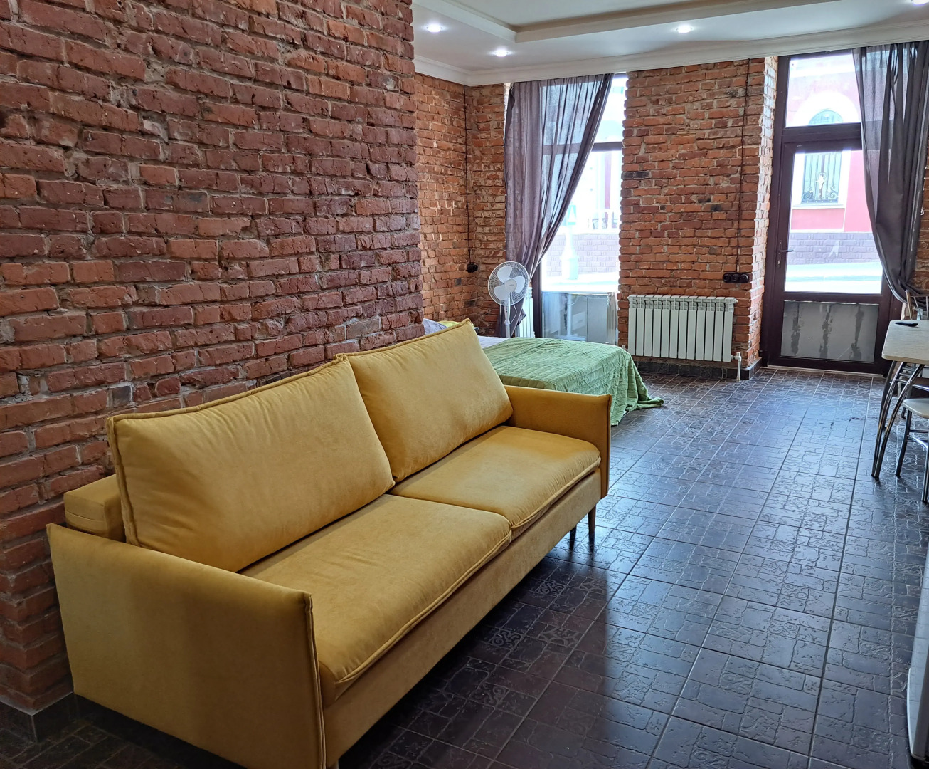 Апартаменты Ленина 113