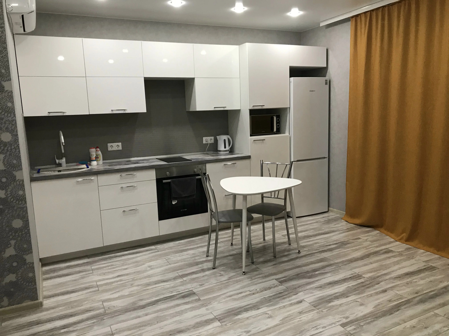 Апартаменты НСК на Немировича -Данченко 158