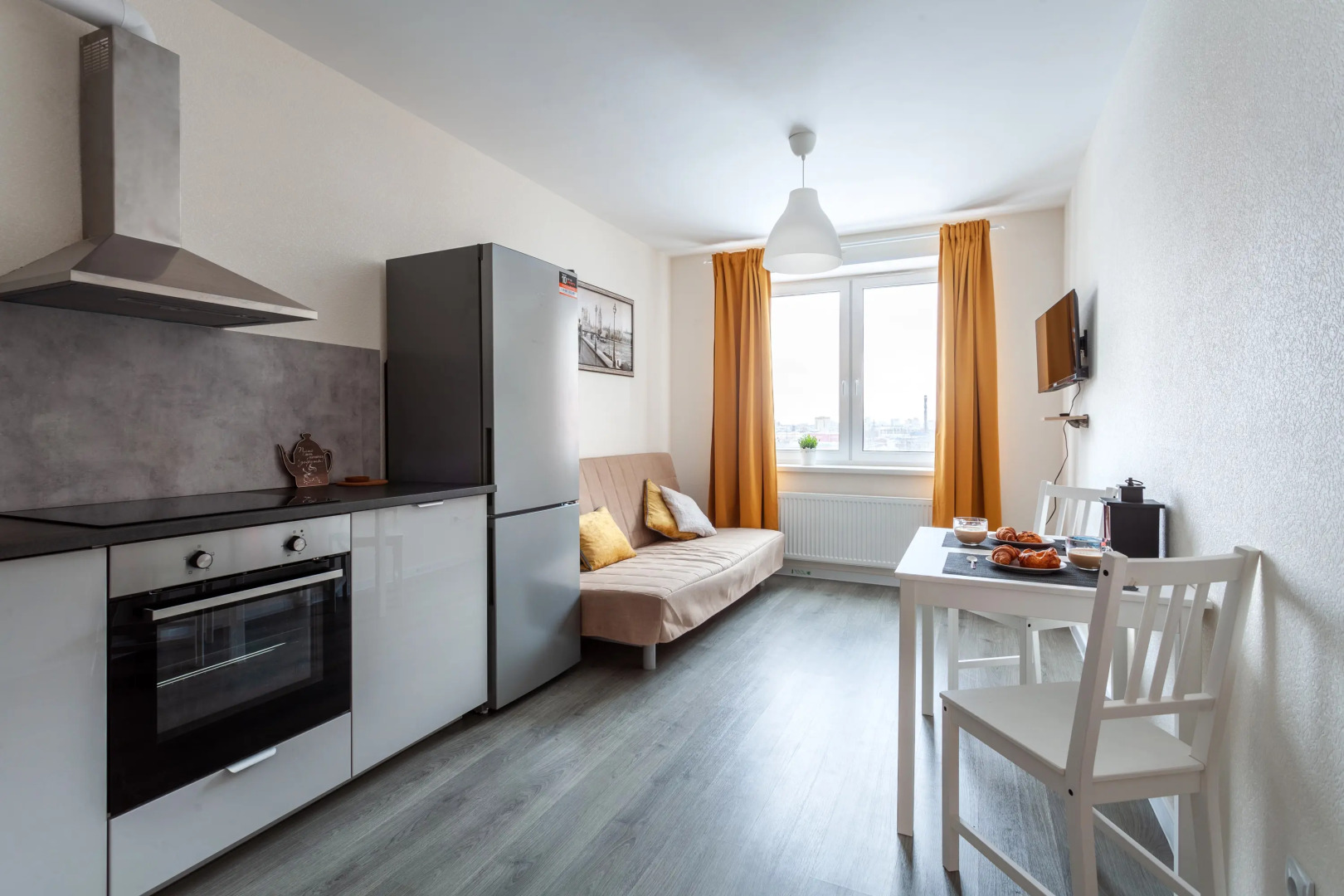 Квартира у метро Елизаровская