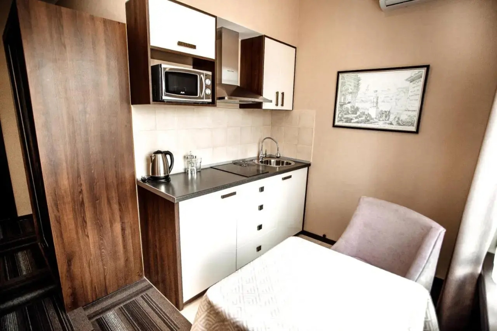 Marko Polo Aksay Hotel