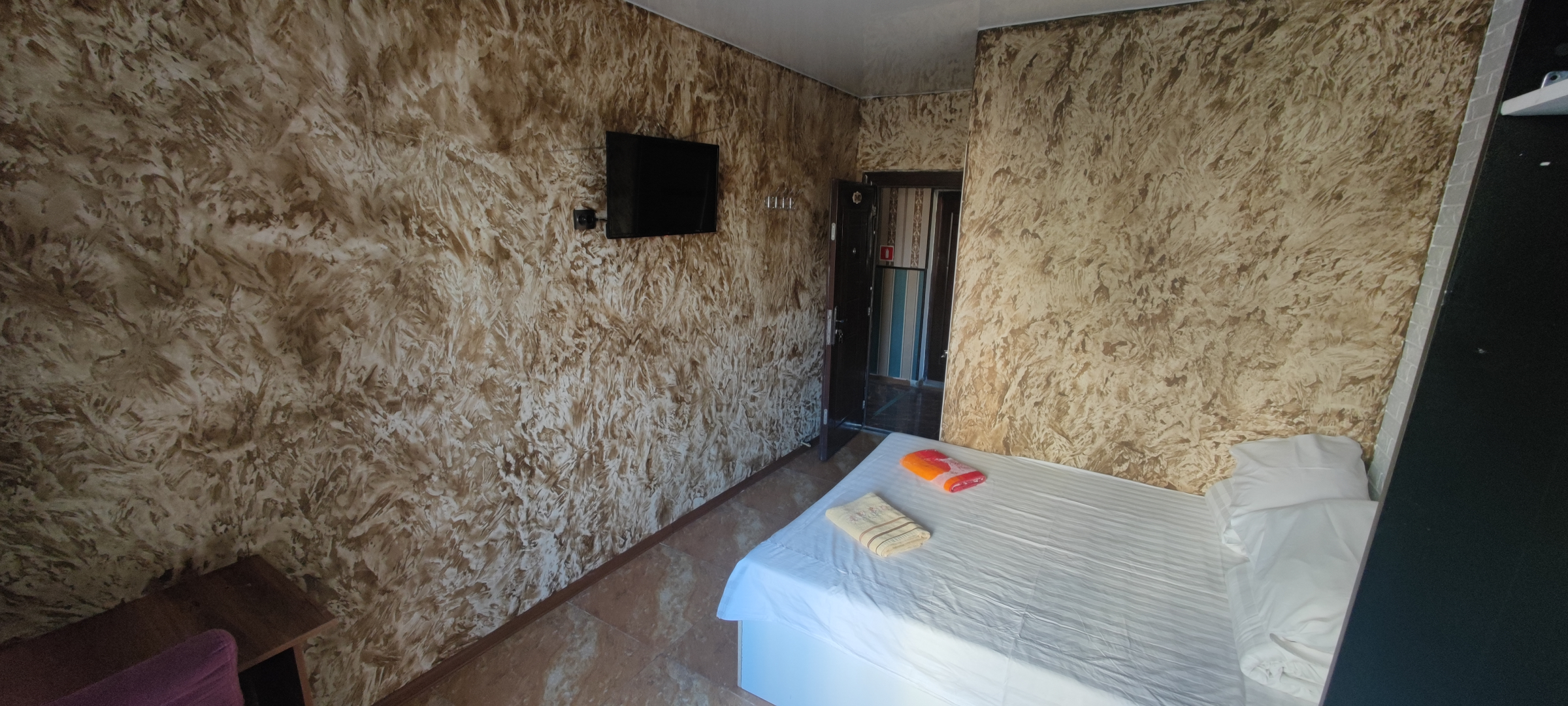 Отель Золотая чаша