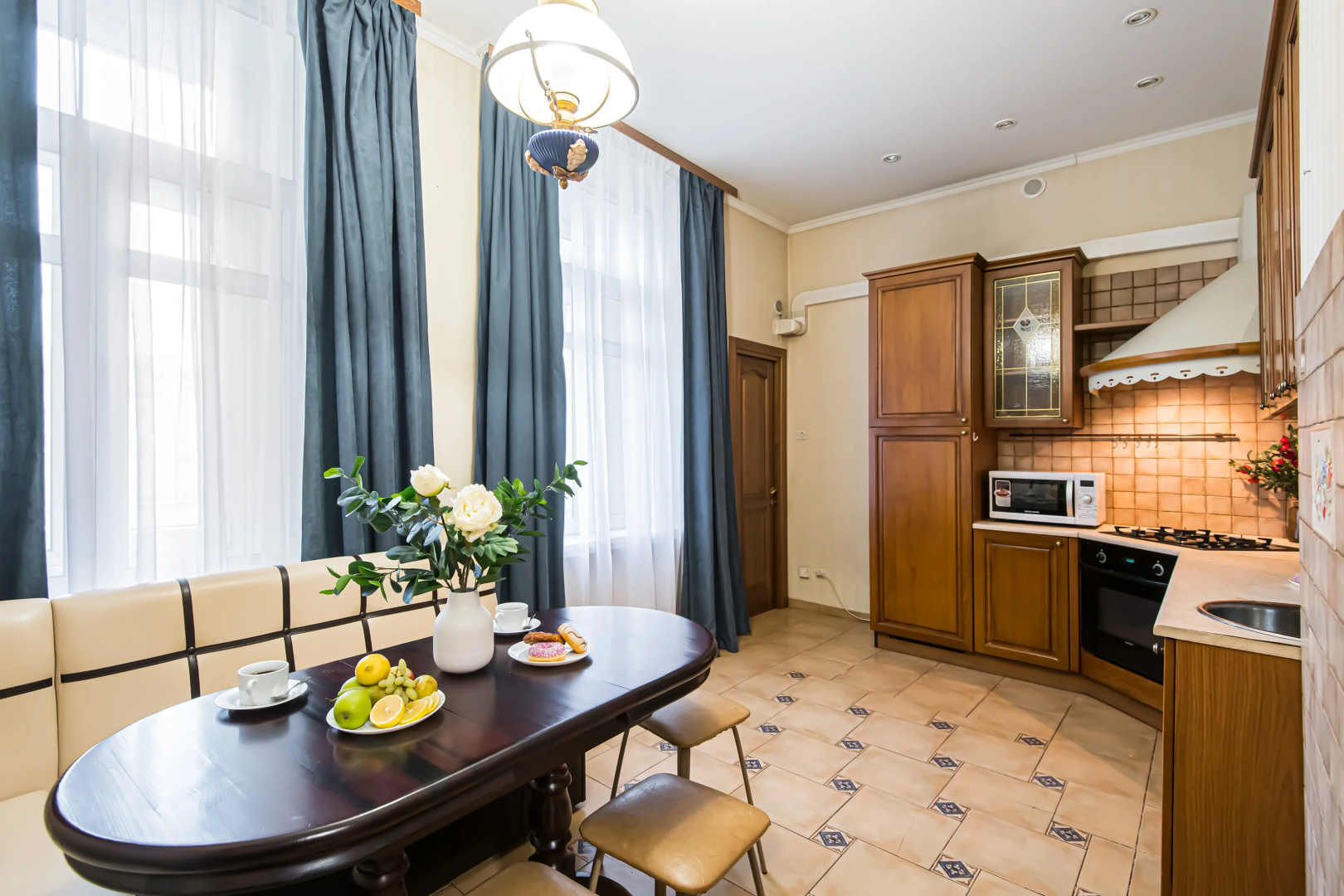 Квартира GM Apartments Просторная Трехкомнатная на Арбате