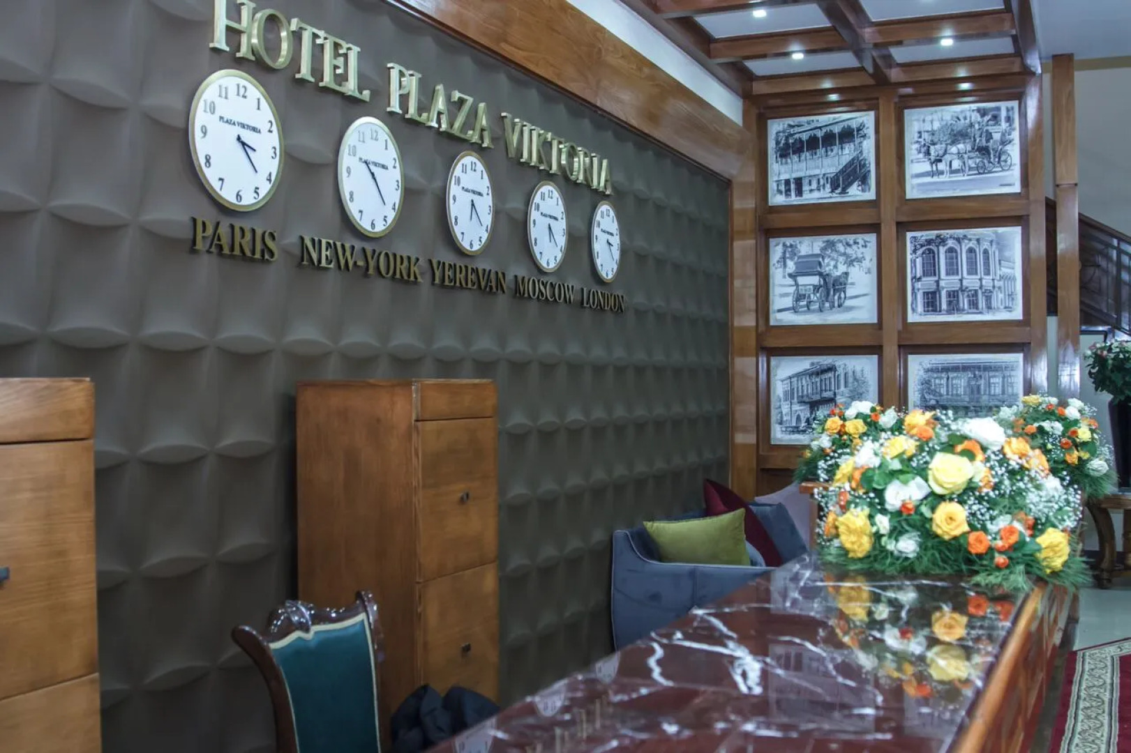 Отель Plaza Viktoria