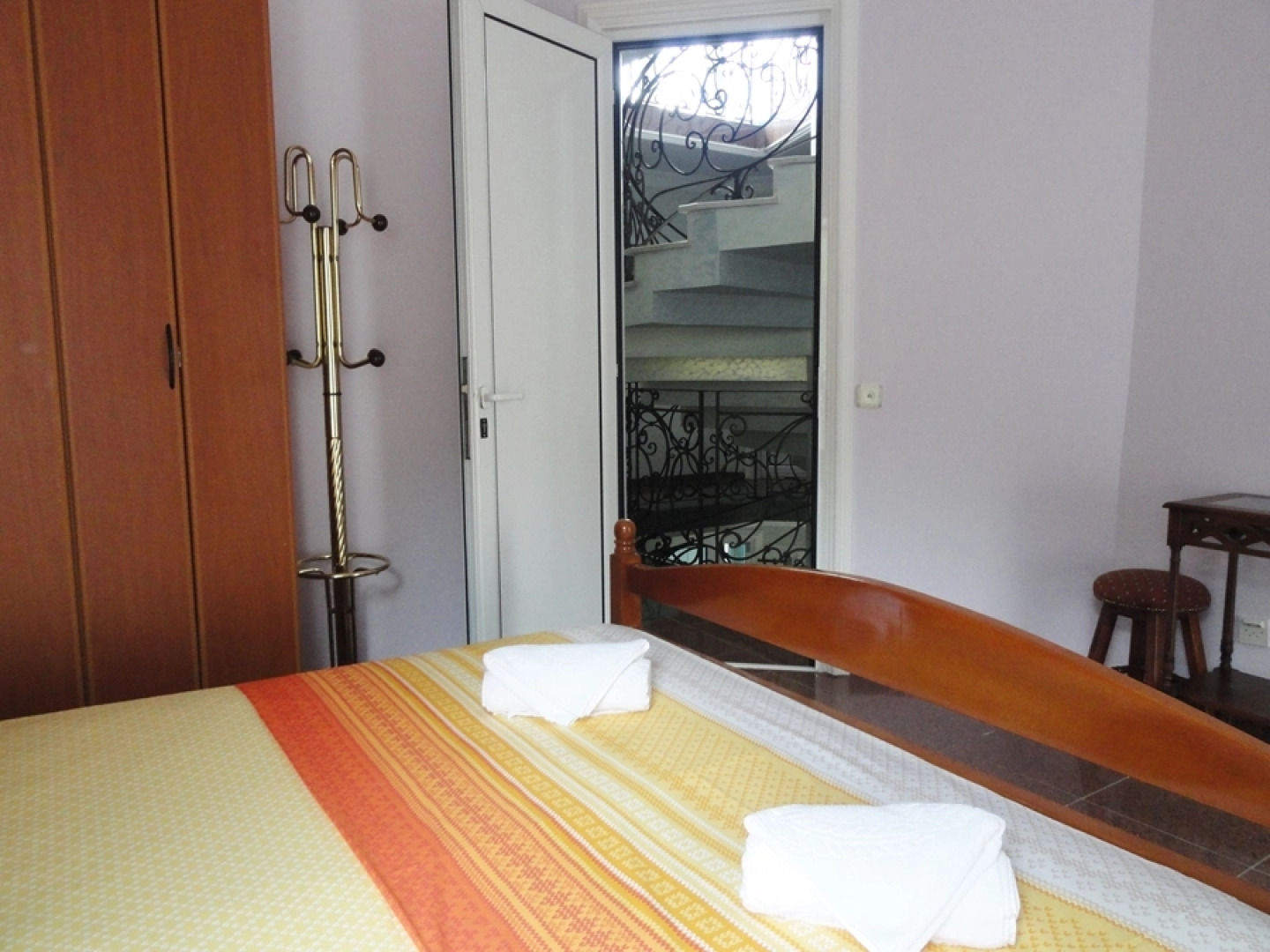 Вилла Petrovac с бассейном 6 спален