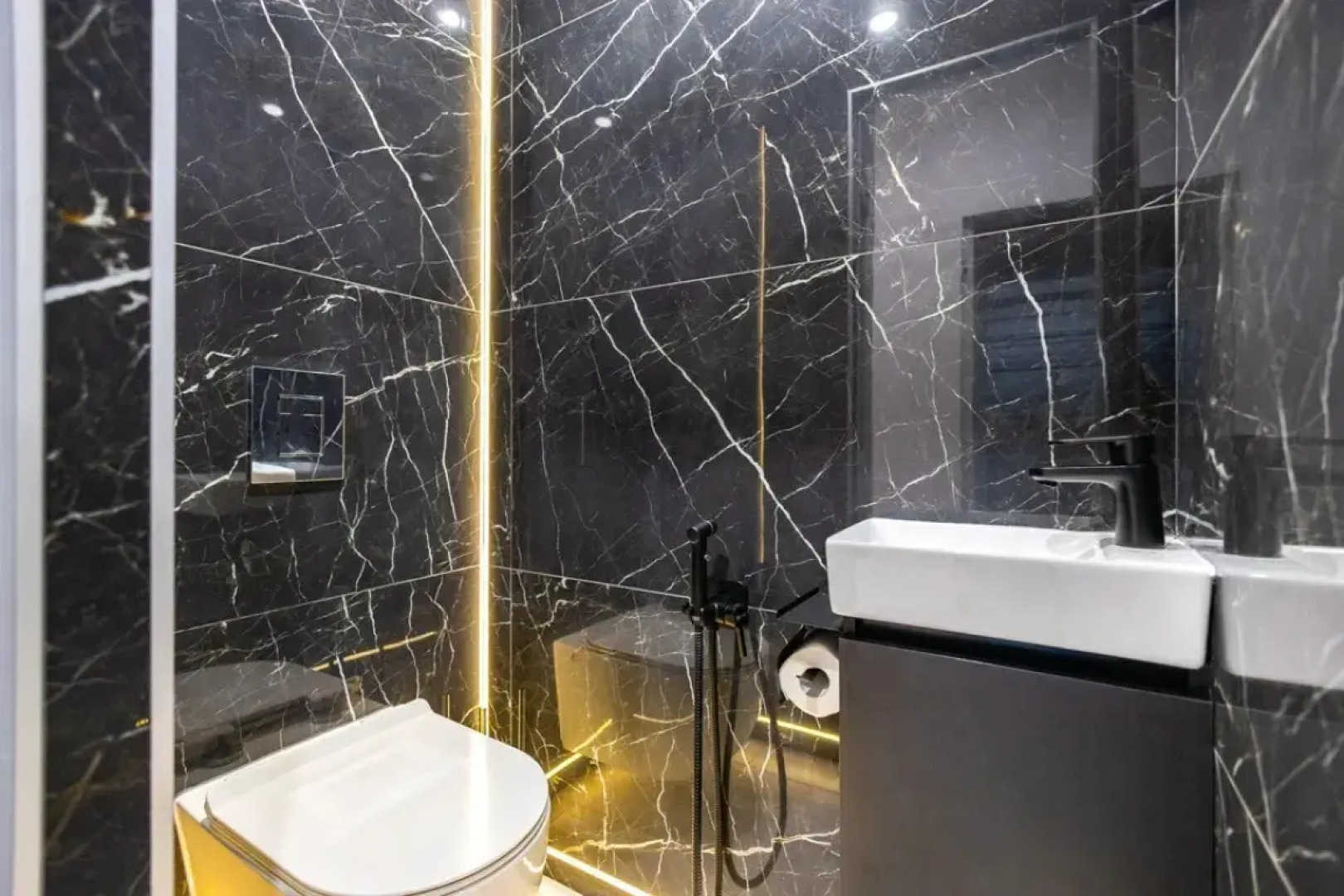 Апартаменты Улучшенные с Балконом Elite Apartments