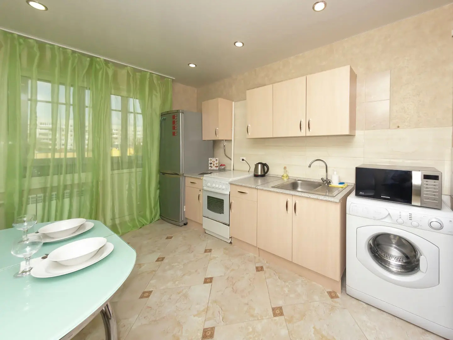 Апартаменты на Братьев Жабровых 7