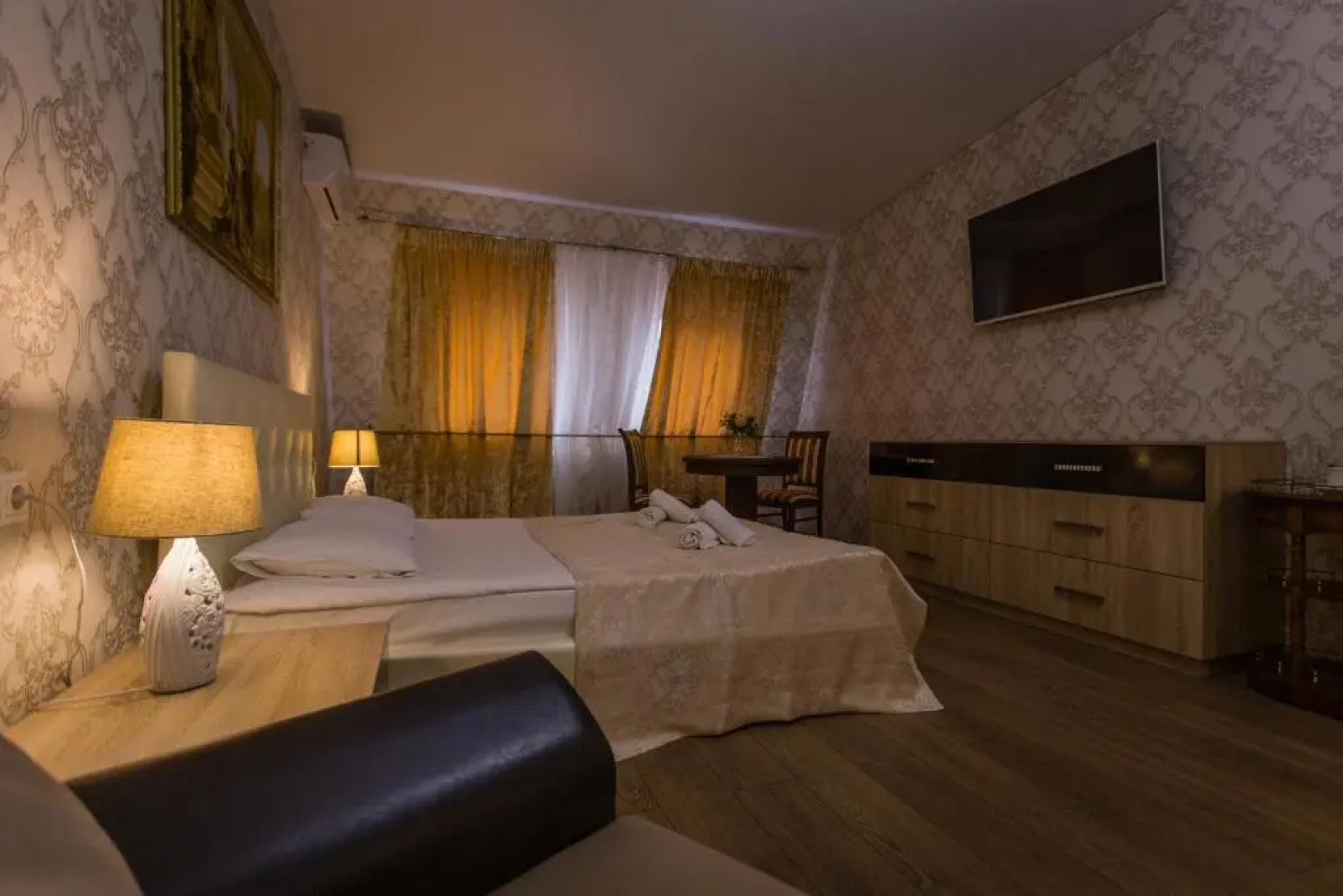 Отель Цветной 5