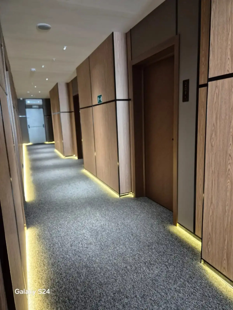 Отель Set Sail Hotel