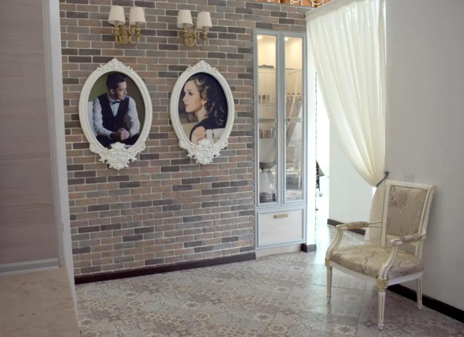 Отель Шайни Ривер