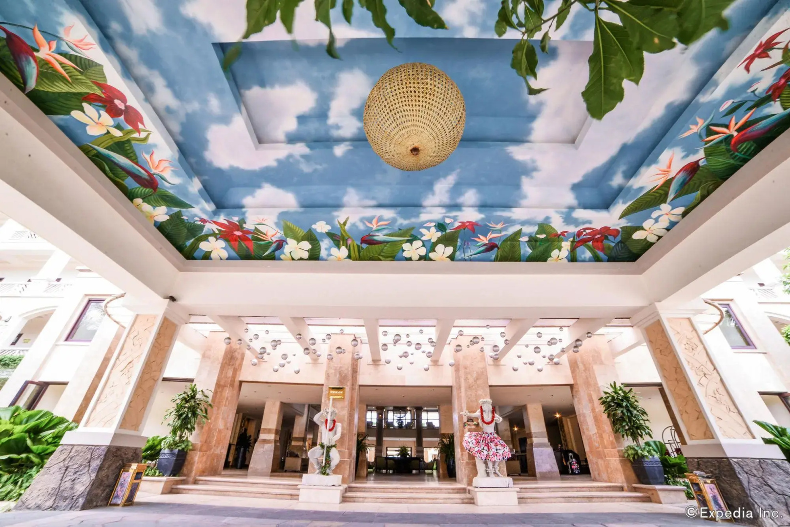 Отель Olalani Resort and Condotel