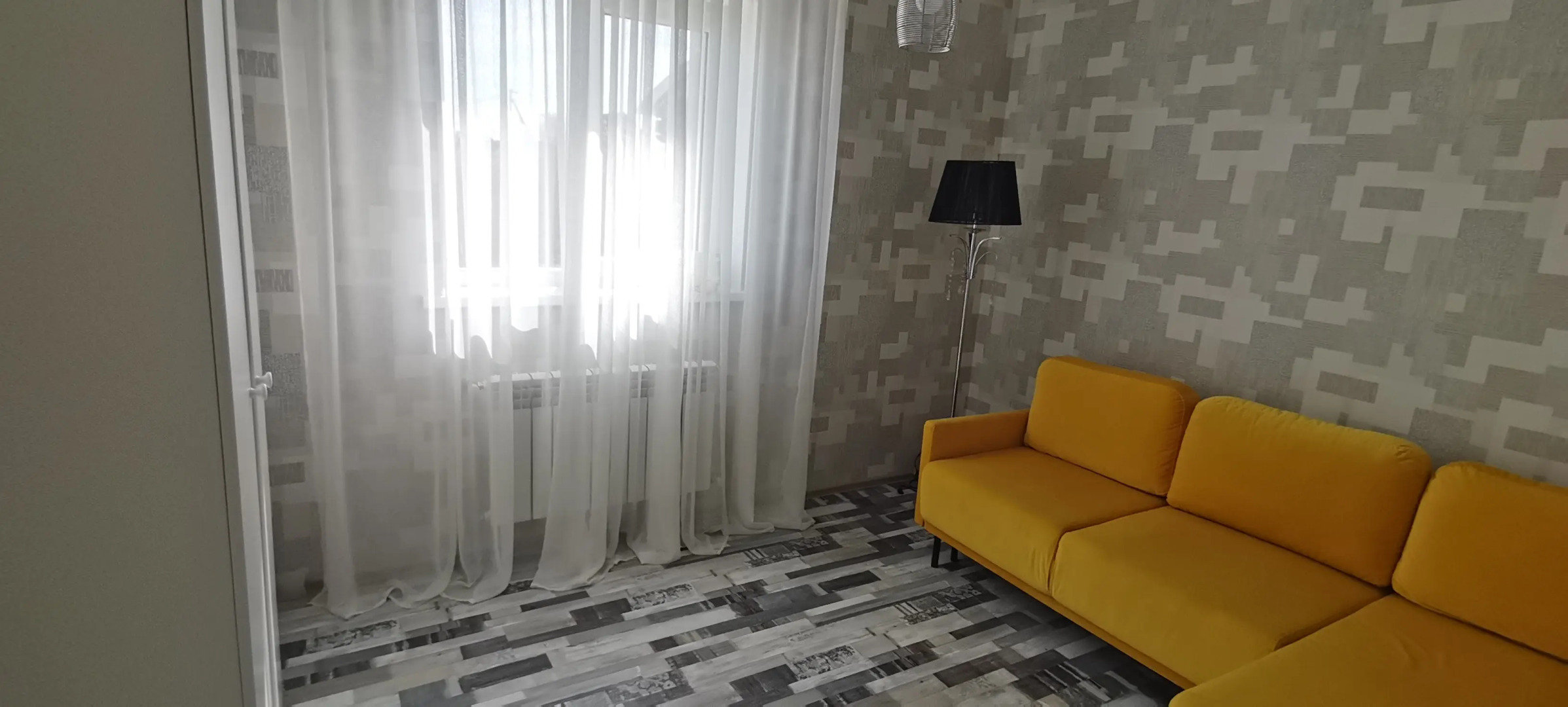 Частный дом на берегу моря с бассейном